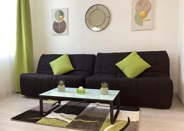 Altea 85m2 Climatise Parking Proche Sanctuaire דירה