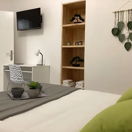 Altea 85m2 Climatise Parking Proche Sanctuaire * 卢德